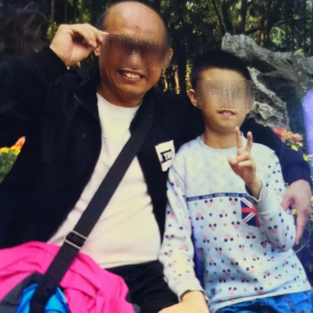 南方周末｜疑因“孩子间的纠纷”，济南村支书一家三口遇害